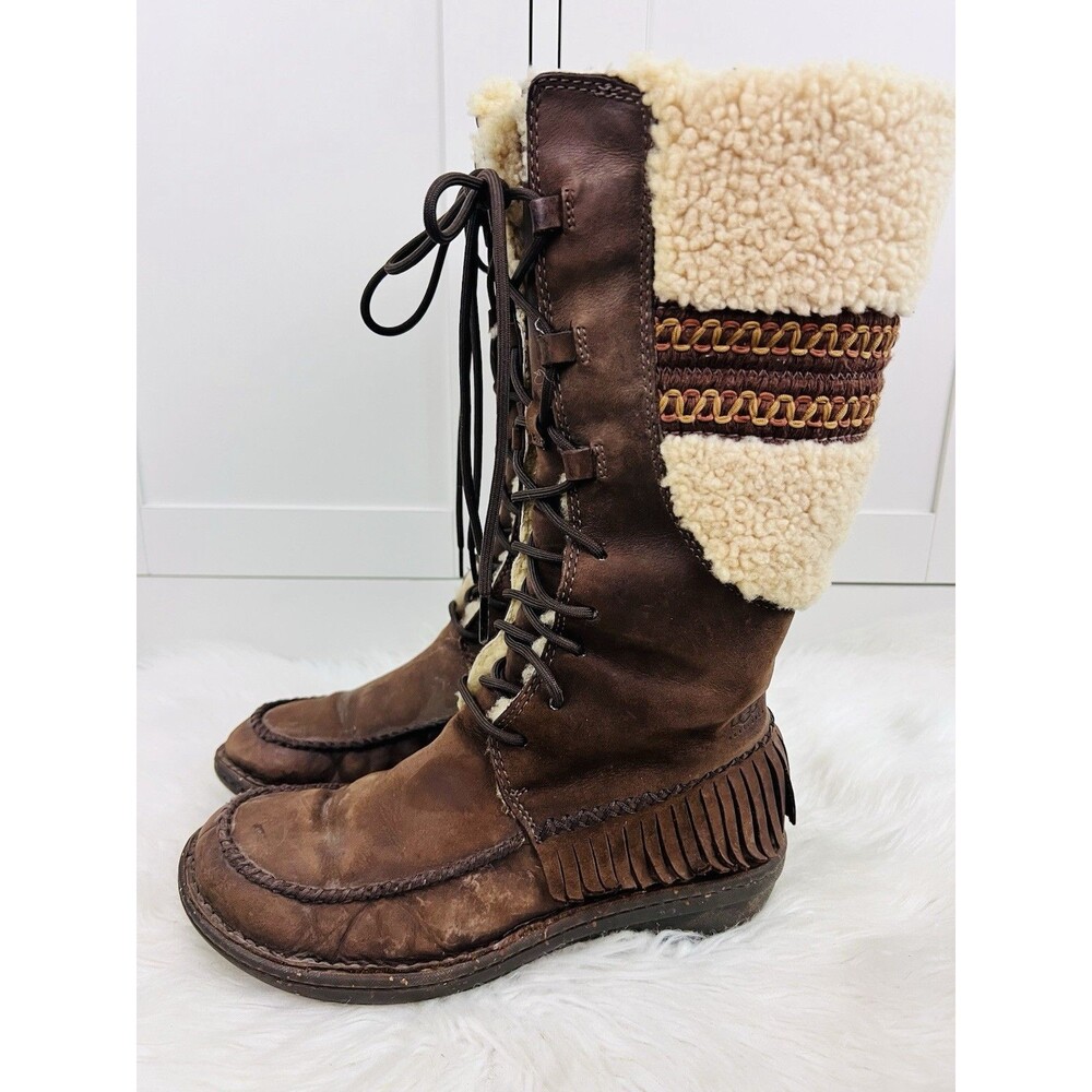 Vtg UGG Australia Shoreline Brown Leather Sheepskin Fringe Lace Up Boots Sz 9